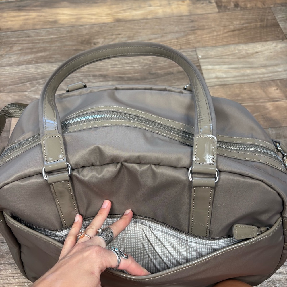 Brighton Metro Carry On Bag Overnight Duffle Weekender - Picture 10 of 16